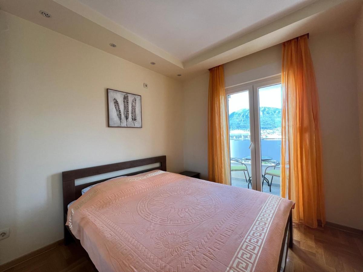 Apartment Seaview Bar