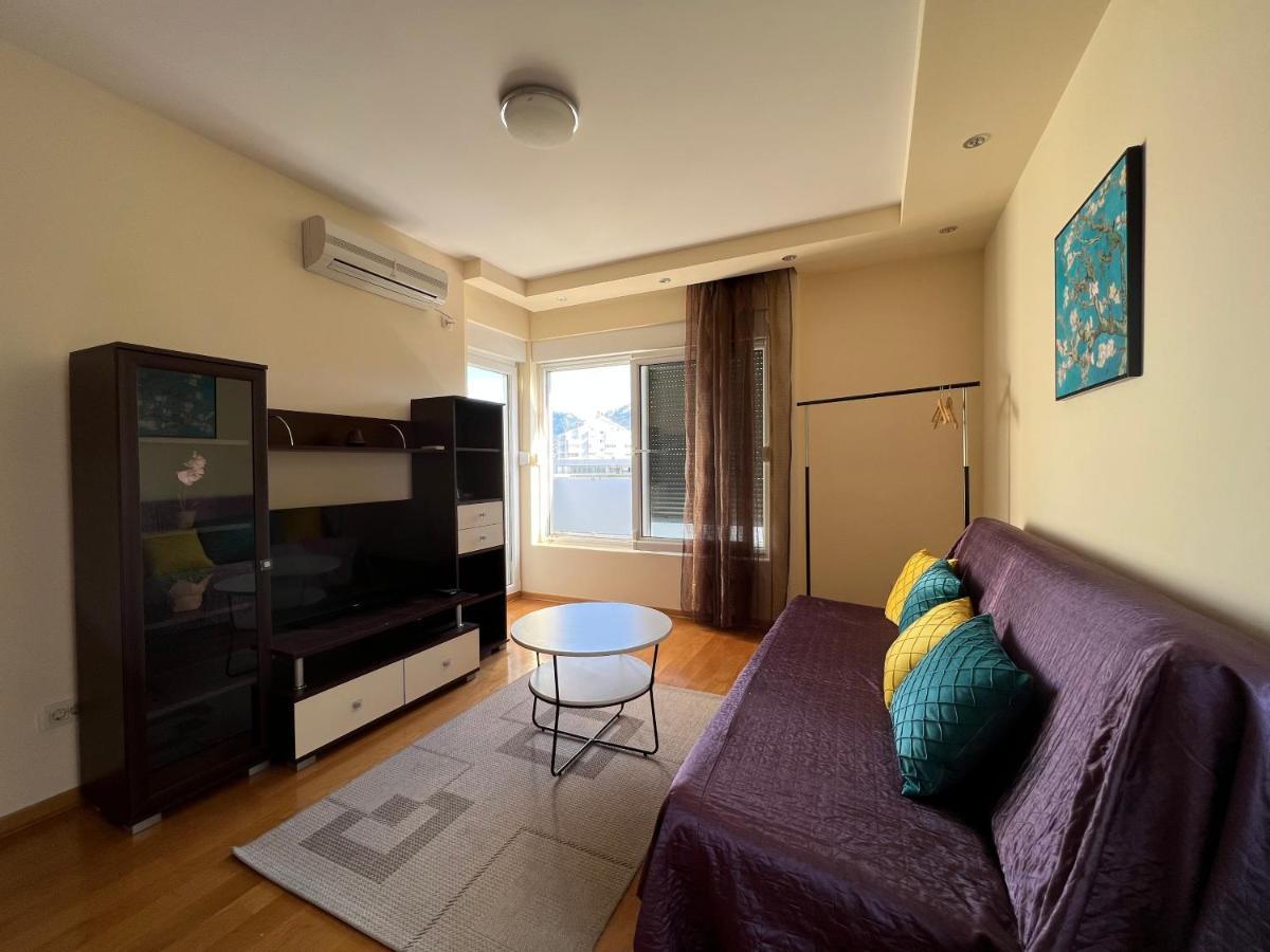 Seaview Apartment
